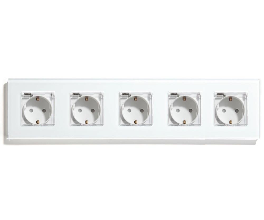 Купить Розетка c крышкой, IP44 5 постов 16А, рамка 370х86мм пластик, цвет белый в интернет-магазине Mvava.ru